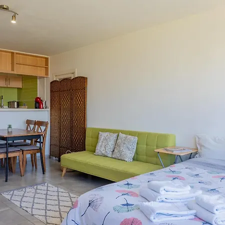 Apartment Miraverde With Sea Views *